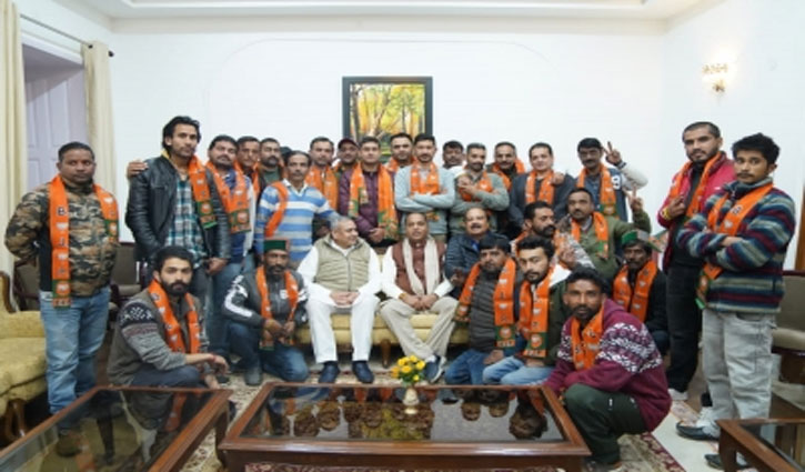 26 Congress leaders join BJP in Himachal before elections