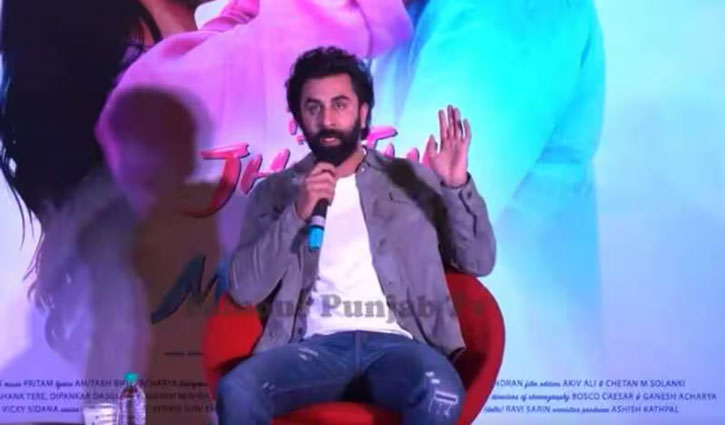 When asked about the bad phase of Bollywood, Ranbir Kapoor told BBC reporter, 'Aapke bhi toh chal rahe hai'