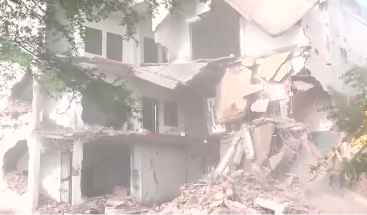 Haryana: Bulldozer fired at Nuh's hotel, Muslims pelted stones from here on VHP's procession
