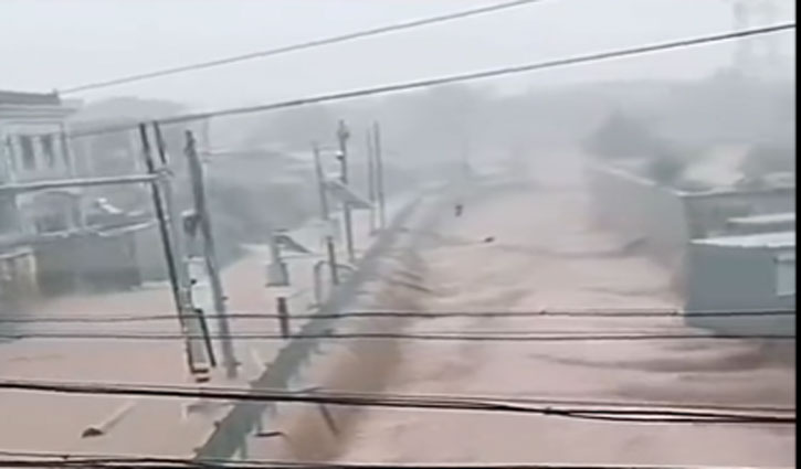 5300 people died in Libya due to heavy storm and rain, more than 10000 injured