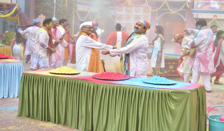 TMKOC Holi Special: Taarak Mehta Ka Ooltah Chashmah's Holi is filled with a strong message with colors of care, respect and concern