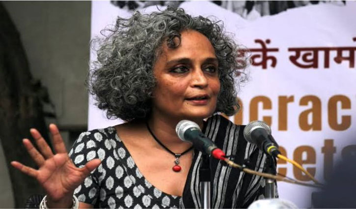 Delhi Lieutenant Governor VK Saxena gave order to prosecute Arundhati Roy under anti-terrorism law for her comments on Kashmir