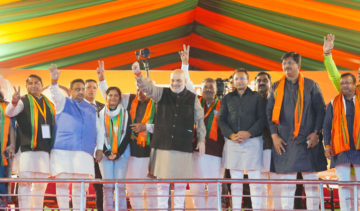 Amit Shah released BJP's final manifesto for Delhi assembly elections, made many big promises