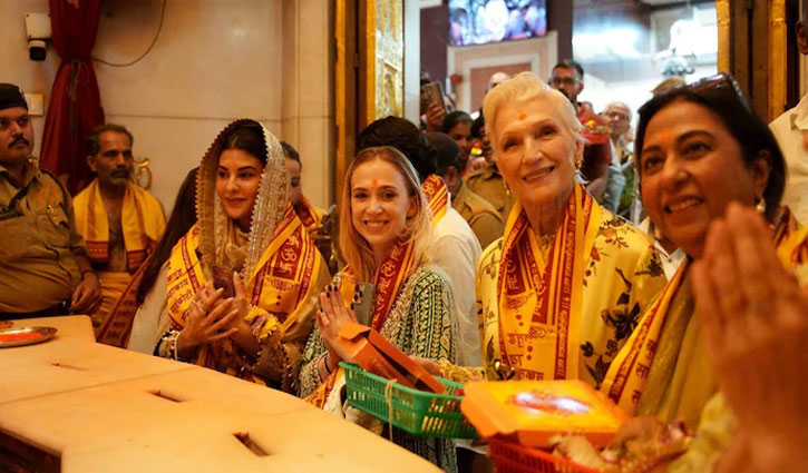Jacqueline Fernandez celebrates Easter with Maye Musk at Siddhivinayak temple, shares emotional moment after mother's demise