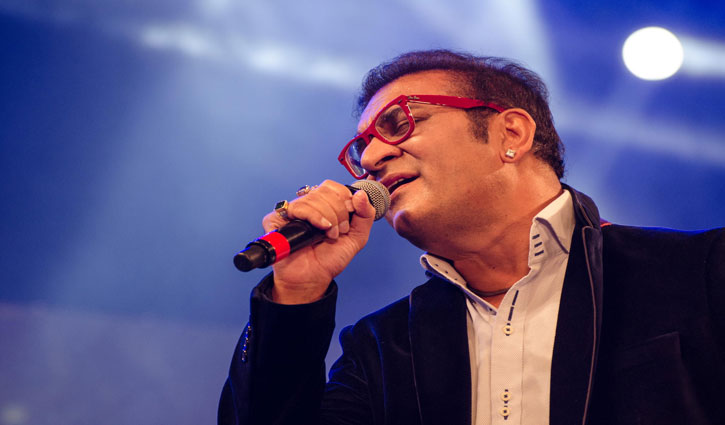 Abhijeet Bhattacharya criticises Diljit Dosanjh over old concert clip amid Sardaar Ji 3 controversy