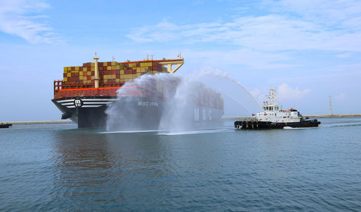 The world's largest container ship 'MSC Irina' reached Vizhinjam Port, Kerala CM Pinarayi Vijayan called it a historic moment