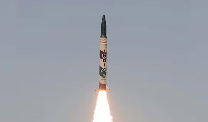 India successfully test-fired short-range ballistic missiles Prithvi-2 and Agni-1