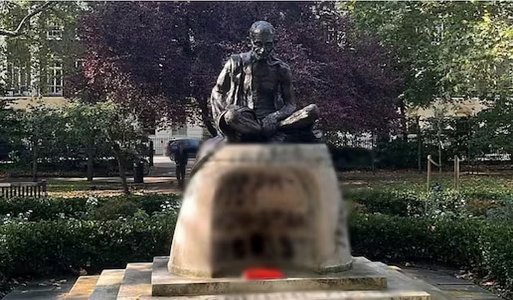 India reacts after rioters vandalise iconic Gandhi statue near London University