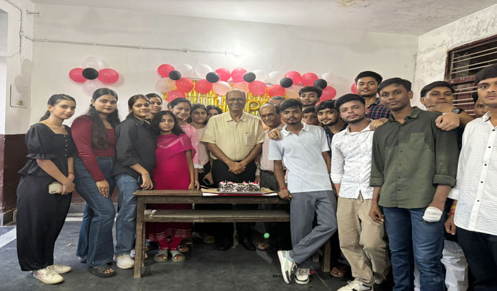 Teachers build minds, society and future: Dr. Birbal Jha gave a motivational speech on Teacher's Day