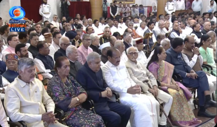 Jagdeep Dhankhar attends Vice-Prez's oath ceremony; marks his first ‘public appearance’ after exit