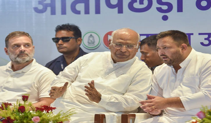 Bihar Elections: No consensus on seat-sharing within the Grand Alliance, allies clash over 8 seats in the first phase