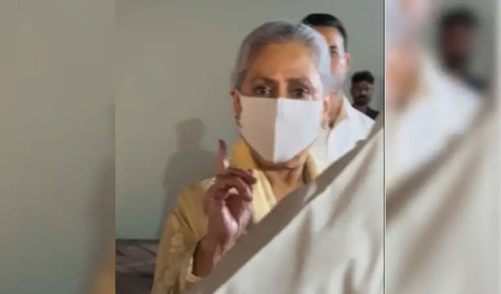 Jaya Bachchan gets angry at paparazzi again, altercation outside fashion show goes viral