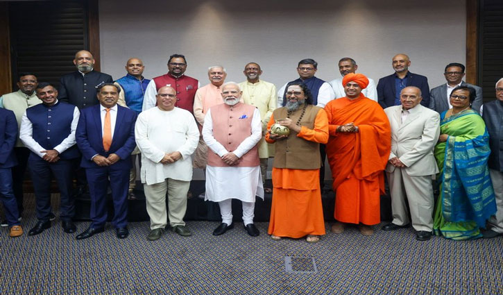 PM Modi interacts with community leaders in Johannesburg, appeals to promote Indian culture