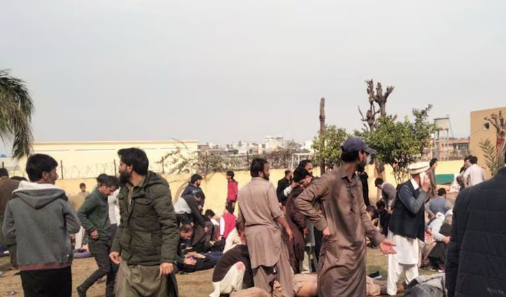 Pakistan: Suicide attack at a Shia mosque in Islamabad kills 69 people and injures more than 150.