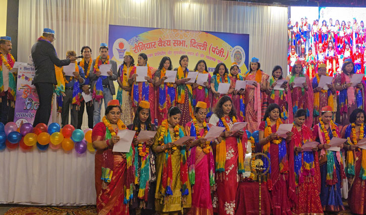 A grand Holi Milan and Phag Festival was organised by Rauniyar Vaishya Samaj in Delhi-NCR.