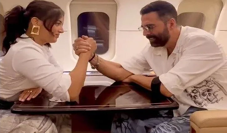 Wamiqa Gabbi Arm Wrestles with Akshay Kumar; Photo Goes Viral