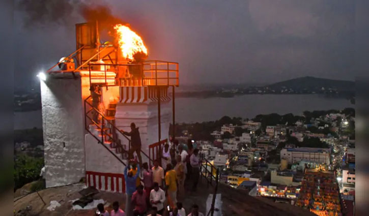 Tamil Nadu Deepam controversy: Court suggests a team of 5 people to light the diyas