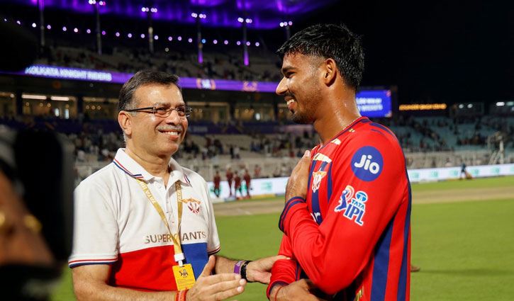 Sanjiv Goenka shares a fatherly moment with LSG's new batting sensation Mukul Choudhary