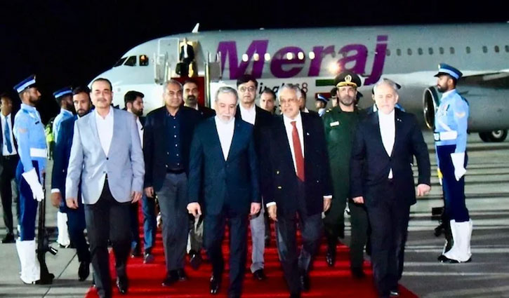 No Talks Scheduled Between Iran and the US: Amid Delegation's Arrival, Tehran States Contact Will Be Facilitated Through Pakistan