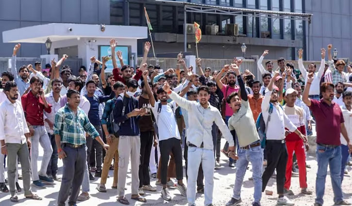 Protests erupt again in Noida, as workers clash with police over low wages