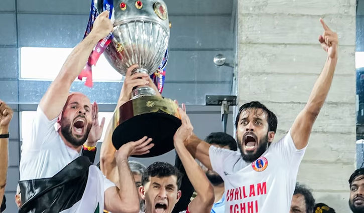 East Bengal wins its first ISL title, ending a 22-year drought.
