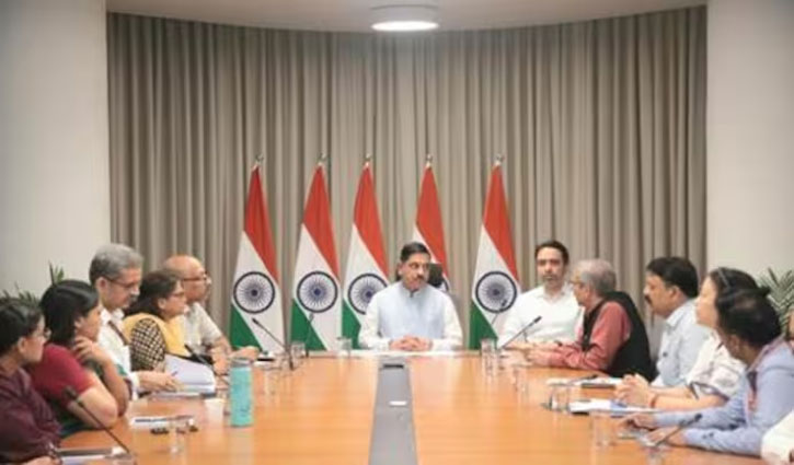 Pralhad Joshi holds first review meeting with Education Ministry officials