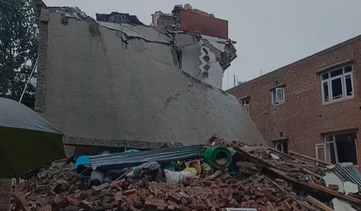 Jammu & Kashmir: Bulldozer action against the homes of Lashkar-e-Taiba terrorists