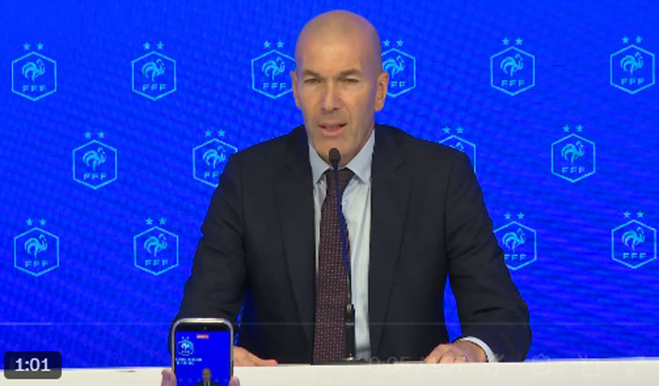 Zinedine Zidane becomes the new coach of the French football team.