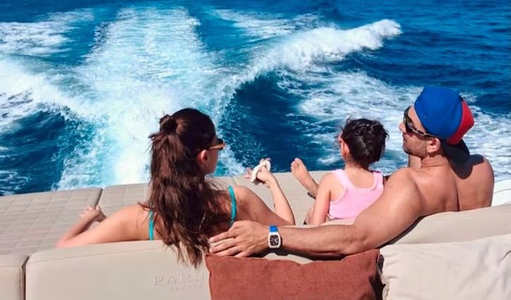 Alia Bhatt shared unseen photos with Ranbir Kapoor and daughter Raha.