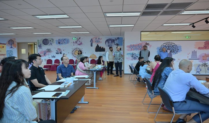 'Madhubani Painting' Makes Waves in China; Special Workshop Held in Shanghai