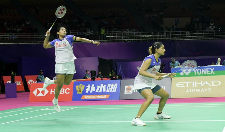 Treesa Jolly and Gayatri Gopichand in World Championships quarter-finals, one step away from a historic medal.