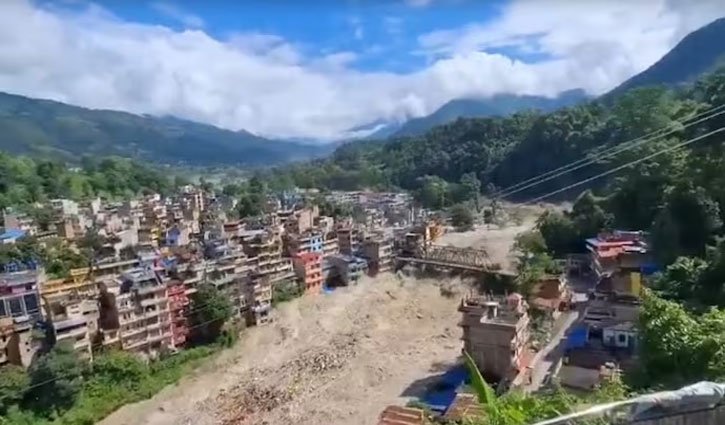 105 Indians missing and 16 dead in flash floods in Nepal; alert issued for Bihar-UP border.