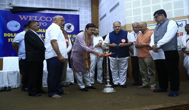 Serious deliberation on digital-age journalism at BSPS's 13th Foundation Day celebration; emphasis placed on the need to constitute a Media Council.