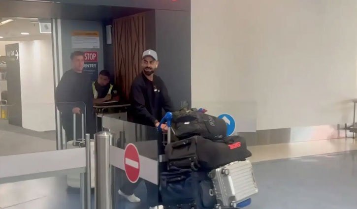 Chaos at Auckland Airport as Virat Kohli arrives; fans become uncontrollable