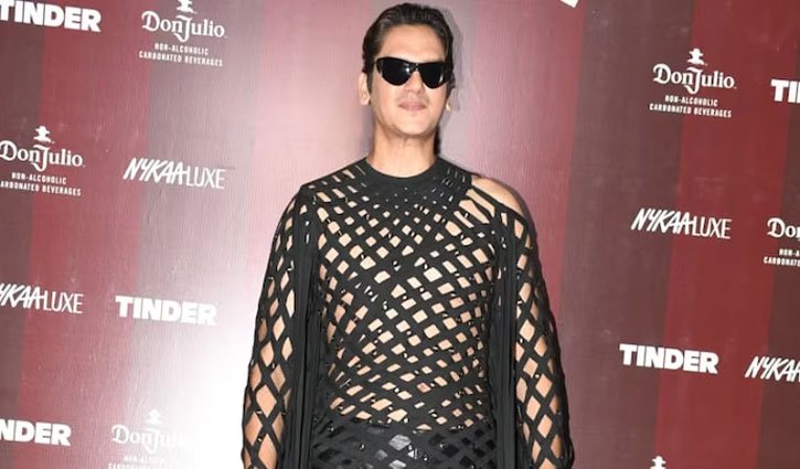 Vijay Varma's all-black look becomes a talking point; users call him the ‘male version of Uorfi Javed’.