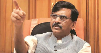 Sanjay Raut criticizes Election Commission's order on Shiv Sena's name, symbol