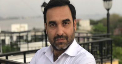 Actor Pankaj Tripathi got emotional remembering his days working in a hotel in Patna