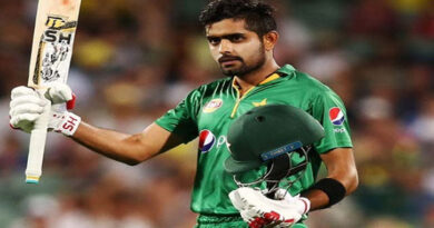 Babar Azam got angry after fans teased him by calling him 'Jim-Babar', threatened to kill him by throwing a water bottle