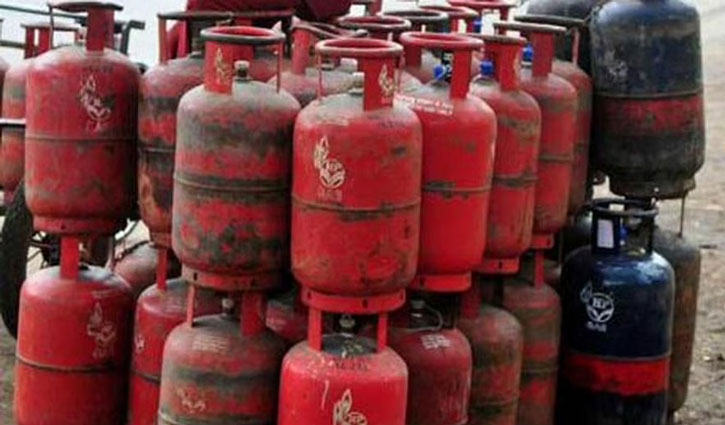 Government cuts LPG cylinder prices by Rs 100 before Lok Sabha elections