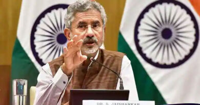 Opposition protests in Parliament, Foreign Minister gives clarification on inhumane deportation of Indians from America