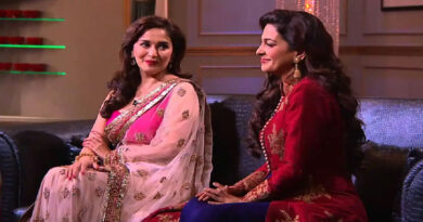 Madhuri Dixit wishes Juhi Chawla a very happy birthday