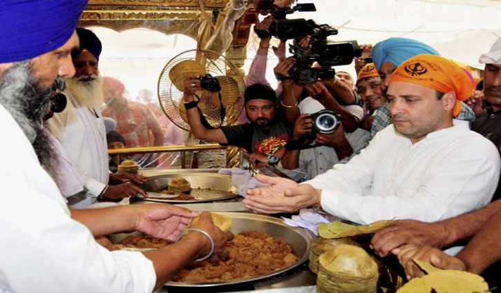 Rahul Gandhi anchors at Golden Temple in Amritsar