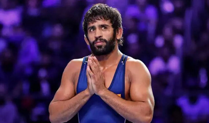 Rohit Kumar beats Bajrang Punia badly by 1-9, out of the race for Paris Olympic qualification