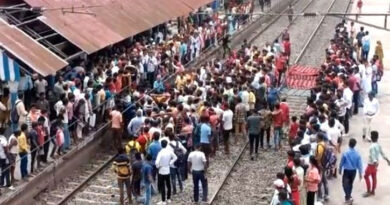 Due to the agitation in Barhiya, the routes of many trains passing through Bihar were changed.