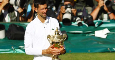 Novak Djokovic beats Nick Kyrgios to win seventh Wimbledon title
