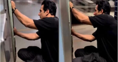 Sonu Sood traveled on the foot of a moving train, Northern Railway reprimanded