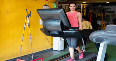 Actress Akanksha Singh starts '10-hour treadmill challenge' to raise awareness on depression