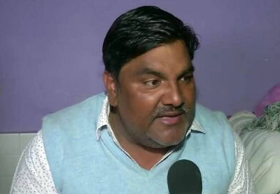दिल्ली दंगा: आईबी अधिकारी अंकित शर्मा की हत्या में पूर्व AAP पार्षद ताहिर हुसैन समेत 5 दोषी करार Delhi Riots: 5 convicted, including former AAP councillor Tahir Hussain, for the murder of IB officer Ankit Sharma.