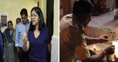 Delhi: DCW seizes acid can from women's public toilet during surprise check