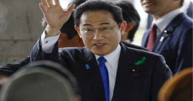 Japanese PM Kishida narrowly escapes bomb attack